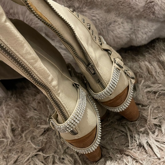 Not Rated high Boots - Picture 9 of 16